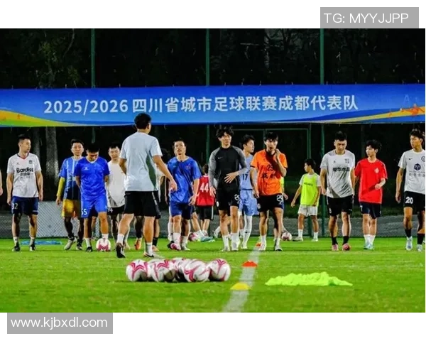 成都足球队荣登全国足球比赛经验排行榜第六名引发热议